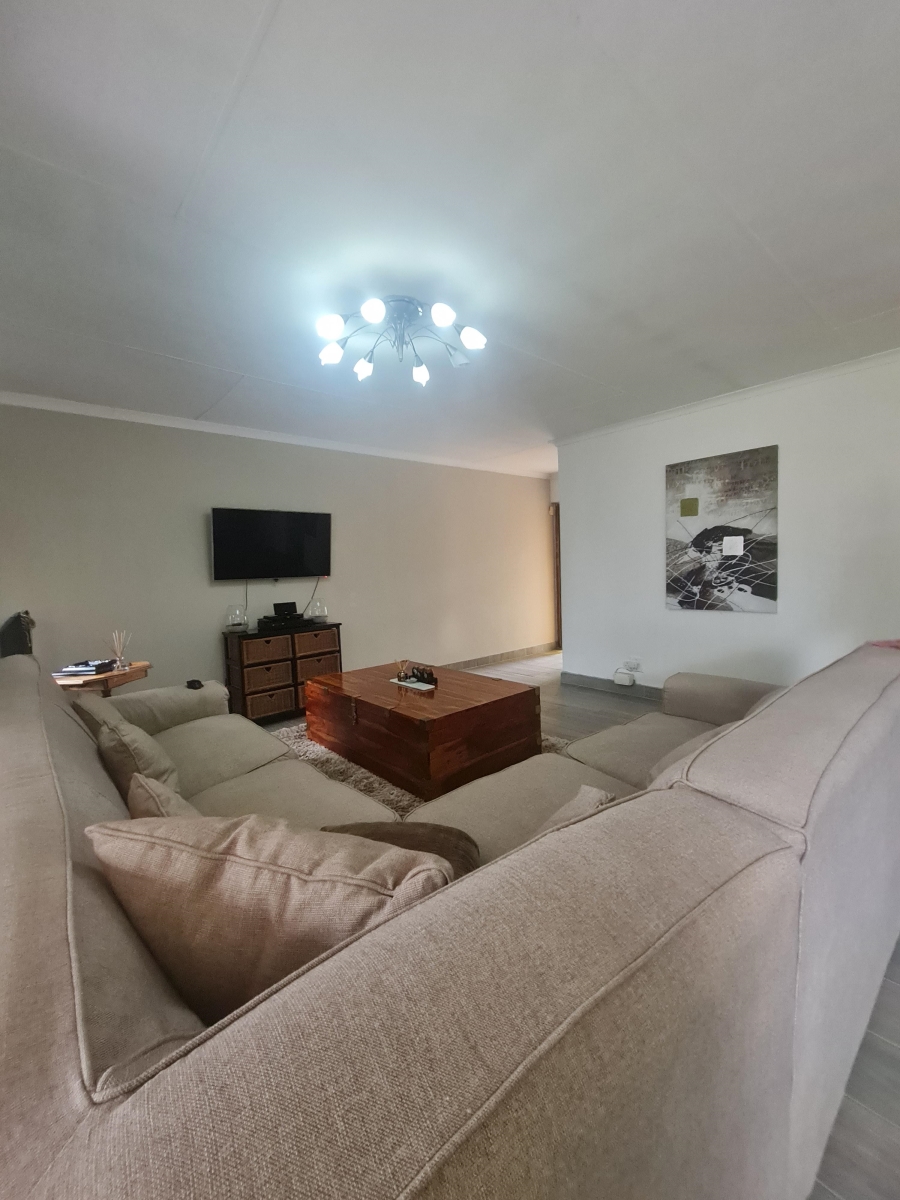 4 Bedroom Property for Sale in Vaalpark Free State